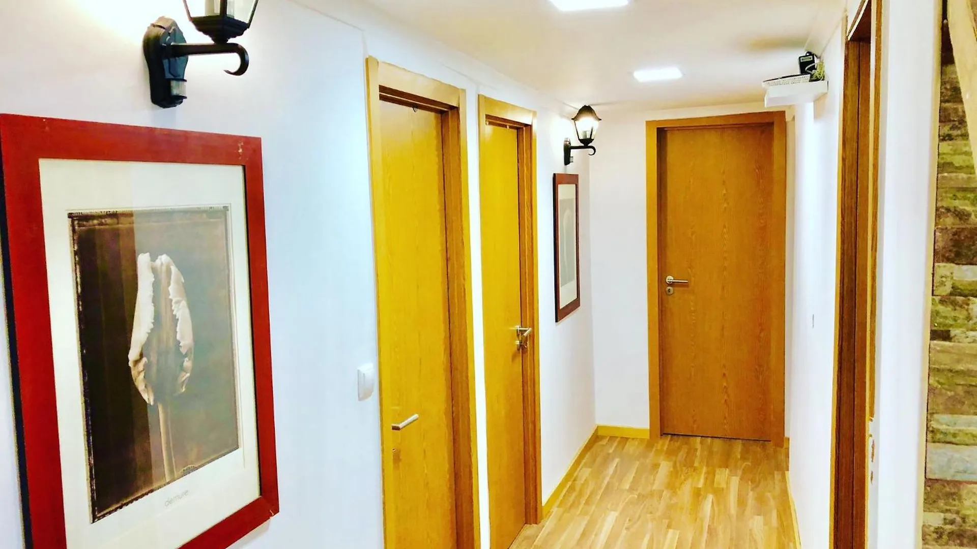 Room In Apartment - 7Lisbon Downtown Private Bedroom With Balcony 포르투갈